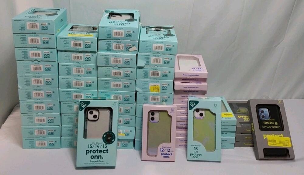 Mixed Lot Of 64 IPhone And Samsung Cell Phone Cases